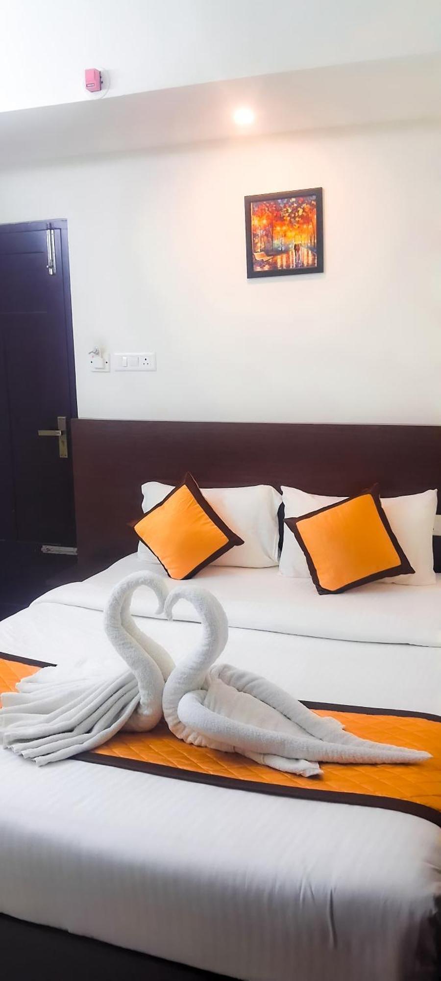 Blueway Residency Downtown Hotel Thiruvananthapuram Exterior foto
